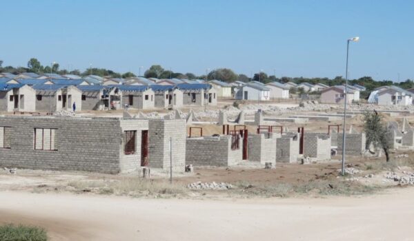 Nam Can Explore 5 Pathways to Solve Housing Crisis